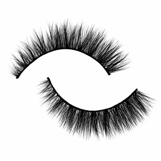 KISTU Celestial fluffy short-length false strip lash with soft dimensional volume