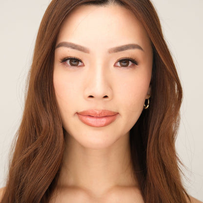 Front view of KISTU Flirty wispy strip lash band